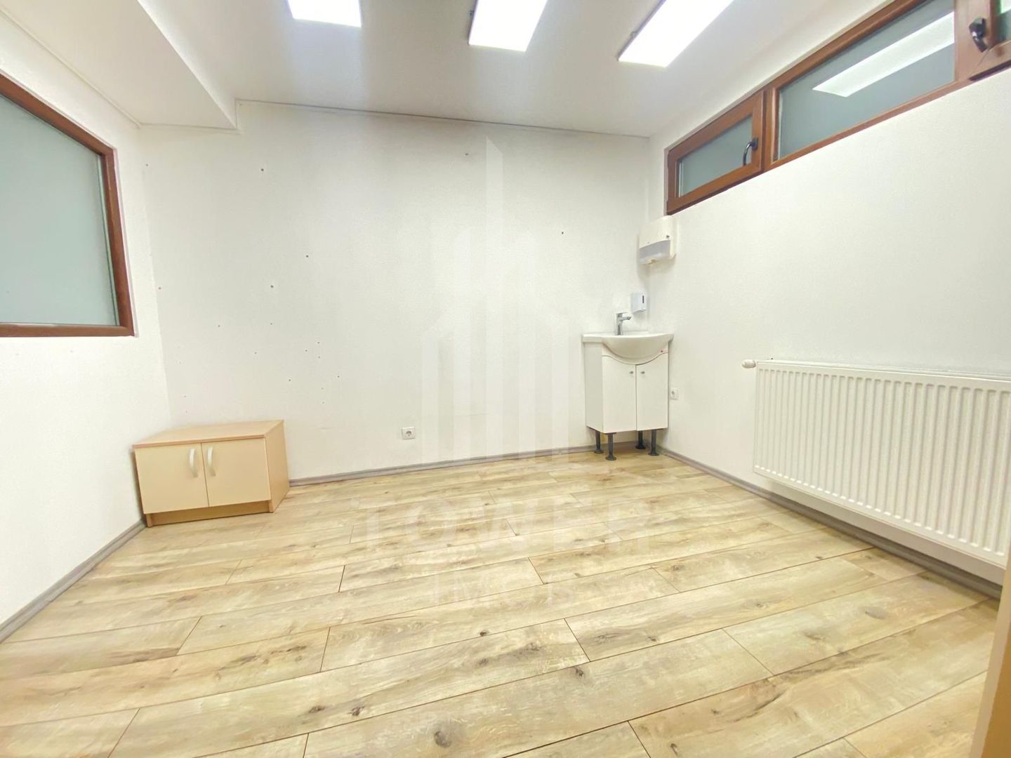 Spațiu comercial central - Poză 8