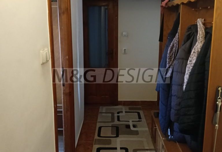 Vând apartament 2 camere - Poză 1