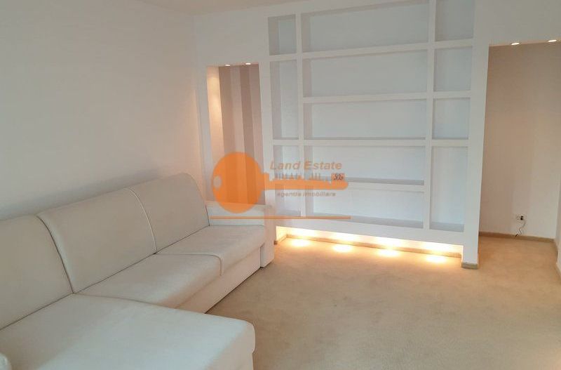 Studio Modern cu Vedere la lacul Herastrau - Poză 12