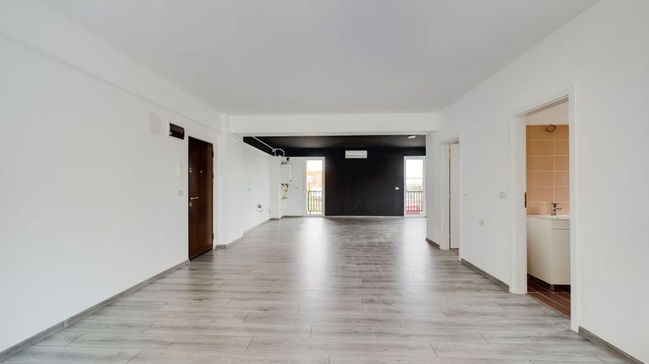 Spațiu comercial în imobil nou zona Hornbach - Poză 1
