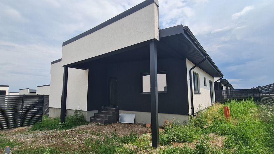 Casa individuala 3 camere finalizata/intabulata Cartier Izvor Tarlungeni Brasov - Poză 2