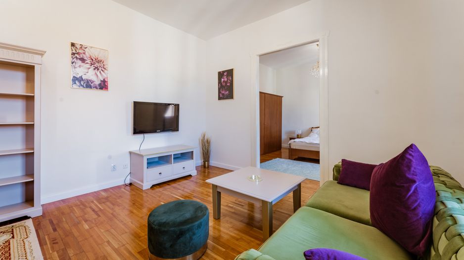 Apartament de lux cu 2 camere în centru - Poză 2