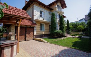 Chirie, casă, 6 camere, Strada Trifan Baltă, Centru - Poză 1