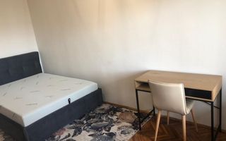 Apartament 3 camere decomandate - etaj intermediar - zona Titulescu - Poză 5