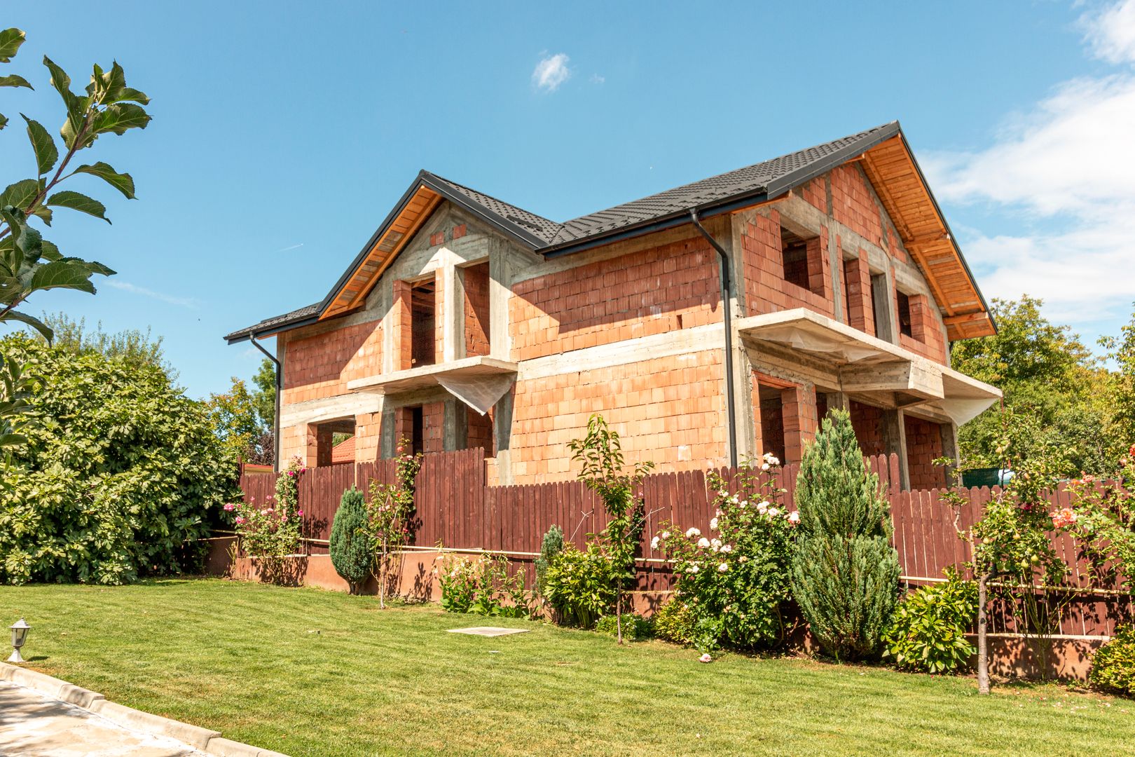 Casa noua de vanzare, Balotesti, aproape de lac, teren 1000mp - Poză 1