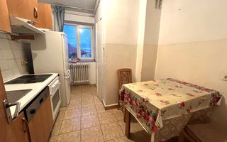 Apartament 3 Camere, Decomandat, Zona Cetate - Poză 4