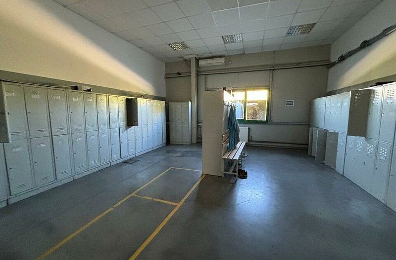 Hala 5000 mp dotata pentru productie si depozitare ISU categoria D - Poză 4