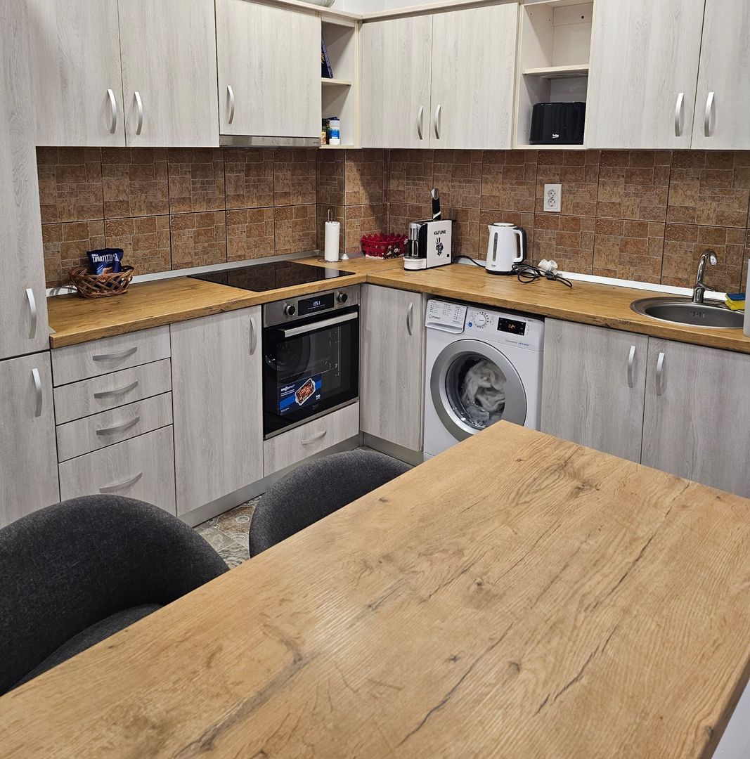 Apartament 2 dormitoare, Iuliu Maniu. 480 E/lună. Comision 0 - Poză 9