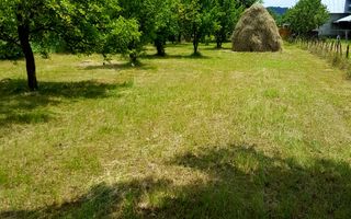 Teren intravilan împrejmuit 2331 mp la strada, toate utilitățile! - Poză 1