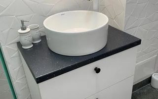 De inchiriat apartament cu 2 camere, Faleza, etaj 3, 2500 lei - Poză 3