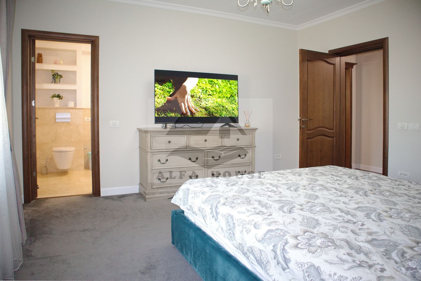 Casa deosebita cu 4 camere, 228 mp, Brașov - Cartierul Stupini - Poză 17