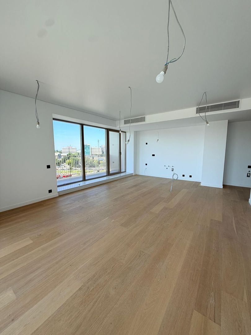 Vanzare Apartament 4 Camere One High District - Poză 3