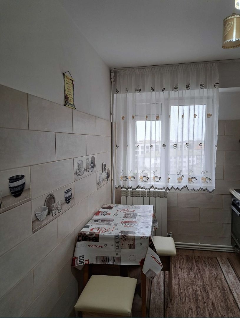 Apartament 3 camere Casa de cultura - Poză 4