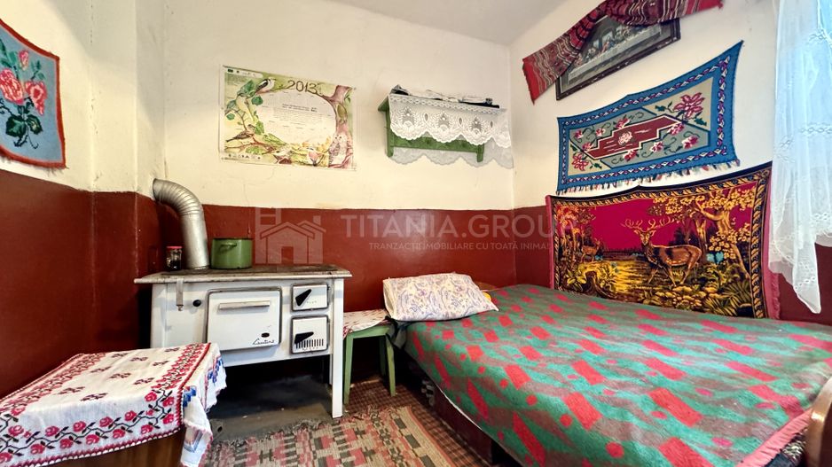 Teren generos 5879mp, imprejmuit, Moeciu de jos - Poză 10