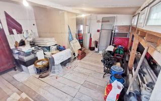 Vanzare casa Andronache - Poză 16