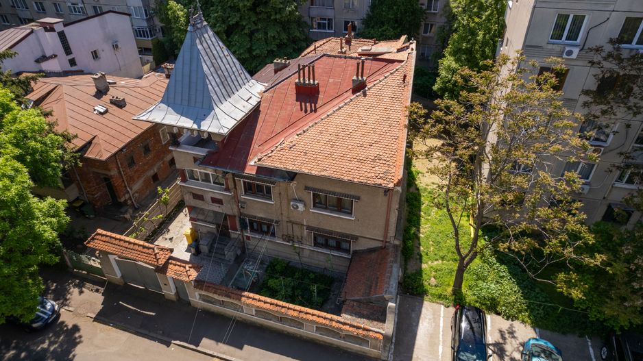 Casa Spatioasa 15 Camere Sector 5 -OPORTUNITATE INVESTITIE - Poză 3