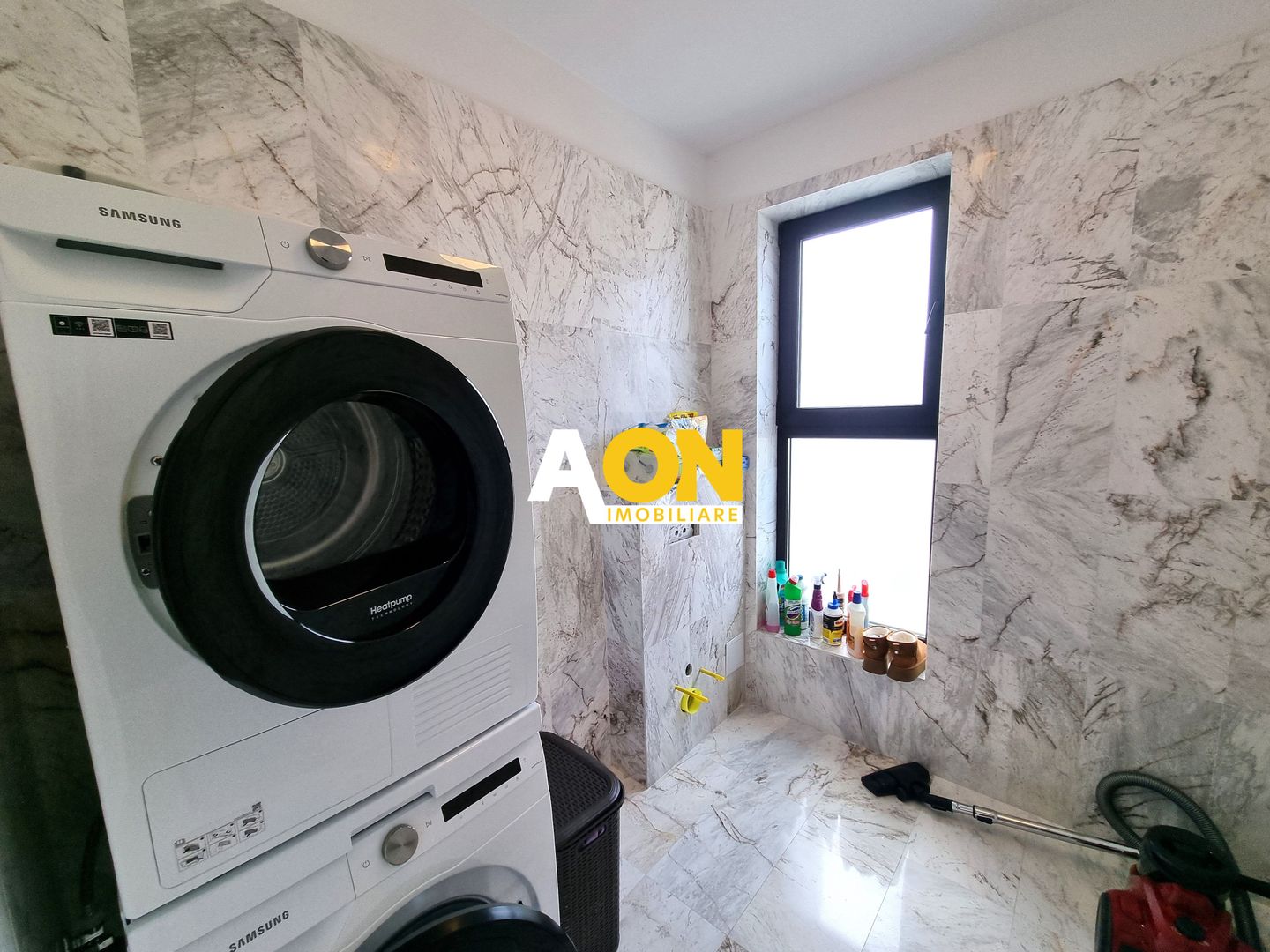 De vanzare casa 4 camere, finisaje de lux, 400mp teren, Alba-Micesti - Poză 11