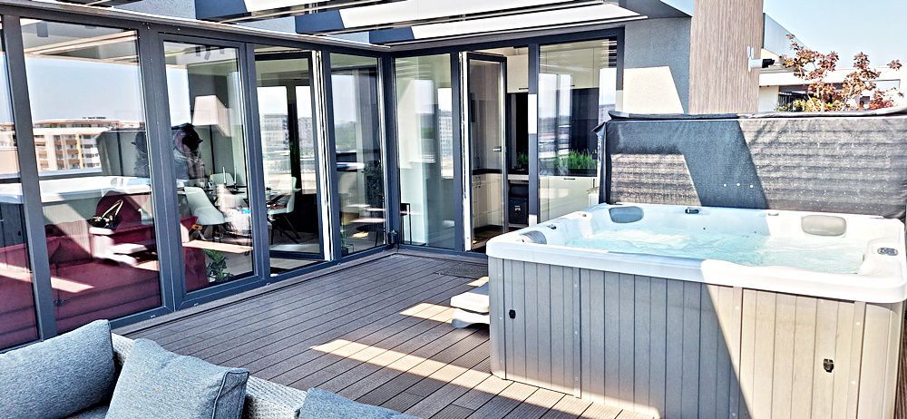 Penthouse cu terasa si jacuzzi in zona Coresi 2000 euro/luna - Poză 27