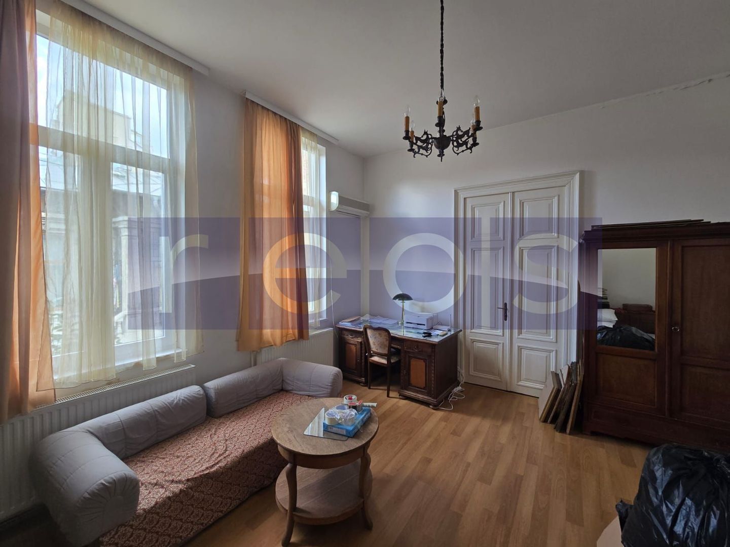 VANZARE CASA 4 CAMERE CURTE PROPRIE GARAJ 175MP UNIRII CARTIER EVREIESC - Poză 3