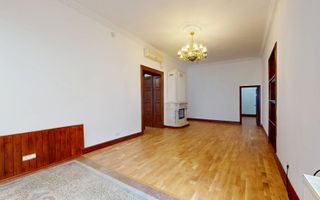Casă cu șarm istoric lângă Cișmigiu – 6 camere, atrium natural, cramă - Poză 15