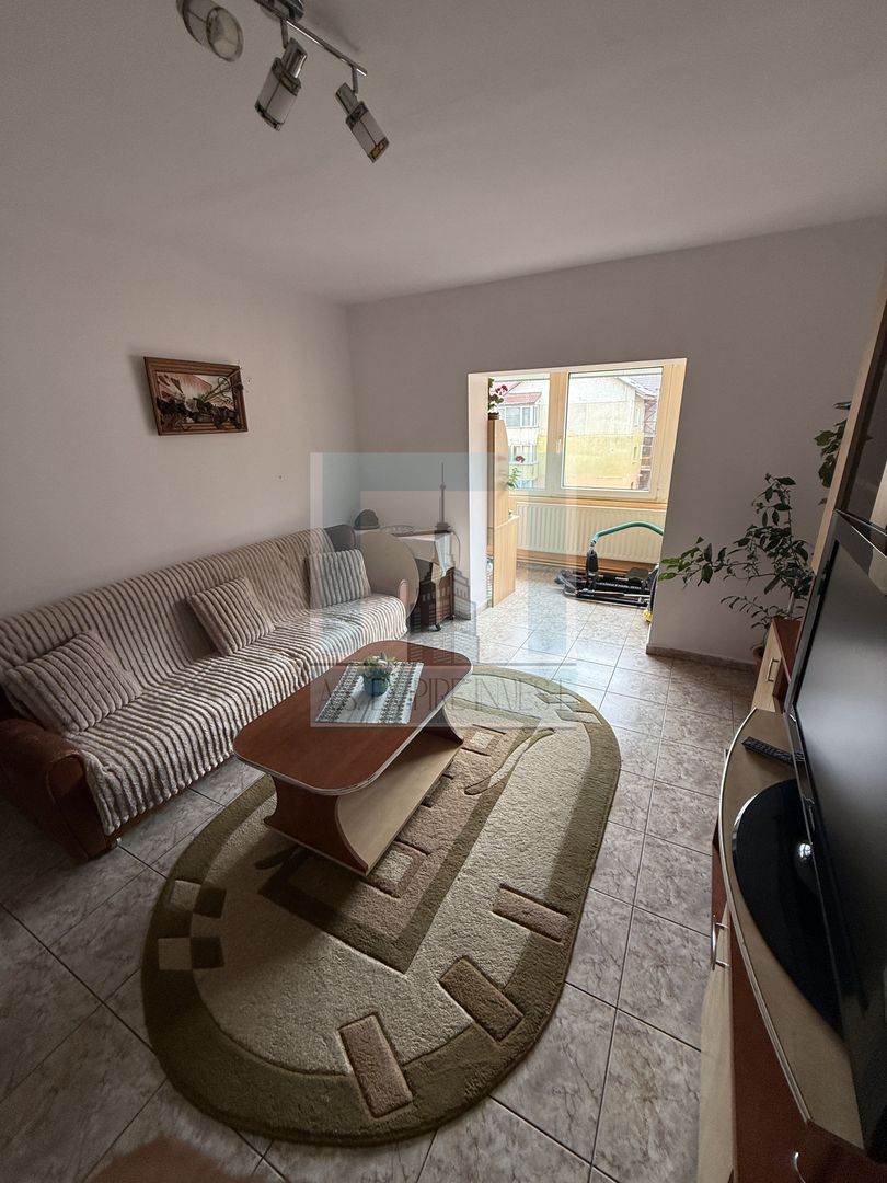 Apartament 4 camere, pe 2 nivele, 92 mp utili-zona Racadau - Poză 3