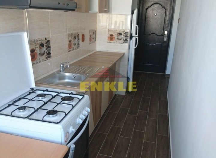 Garsoniera mobilata si utilata, zona Bucovina, renovata, 270 euro - Poză 1