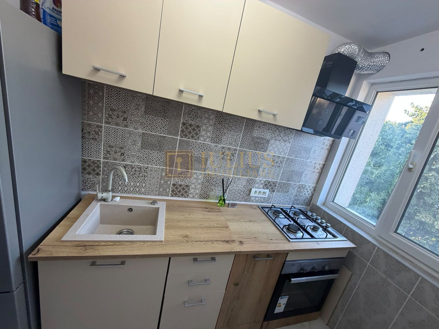 2 camere, zona Sala Olimpia - stadion Dan Paltinisan -Complex Studentesc - Poză 8
