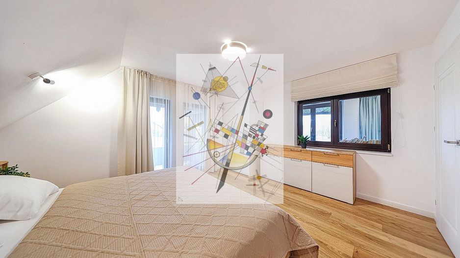 Proprietate Deosebita - Poză 47