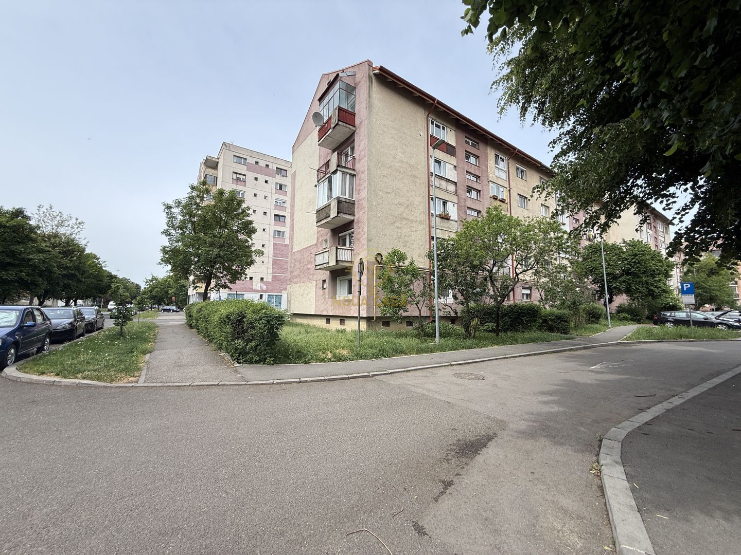 Garsoniera cocheta  de inchiriat Carpatii II-Parter - Poză 5