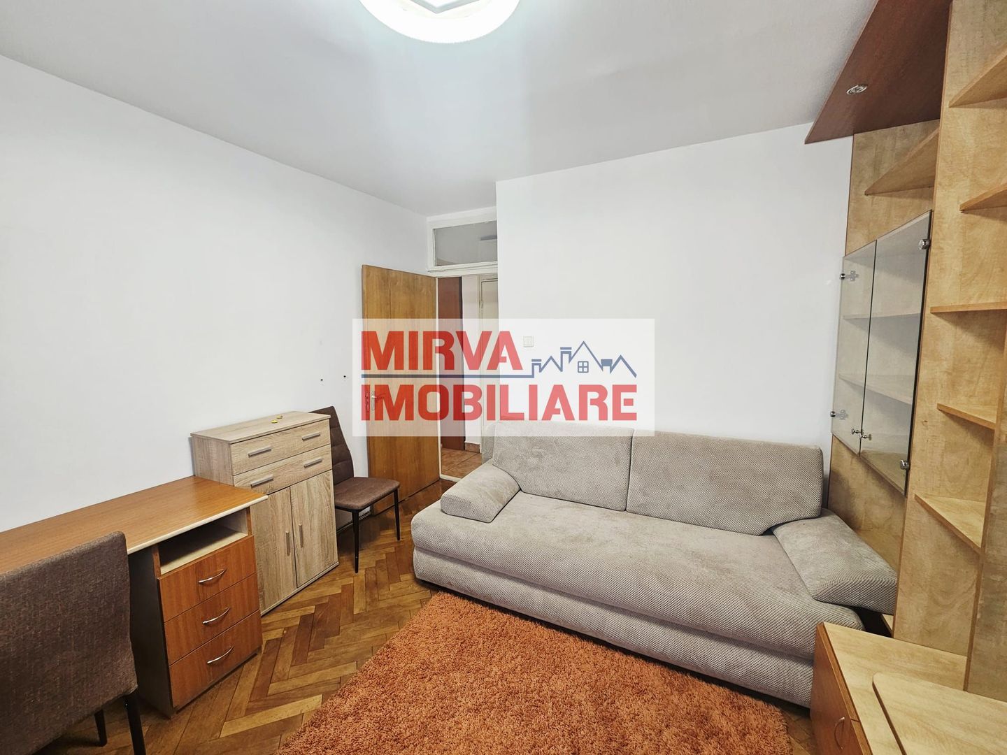 Apartament 2 camere Ultracentral, mobilat, utilat, decomandat - Poză 15