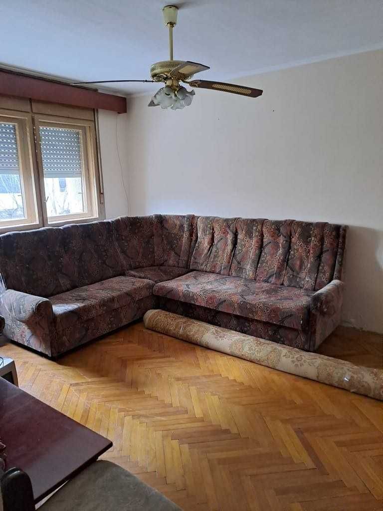 BRASADAS vinde ap 3 cam etaj 2 sup 93mp - Poză 1