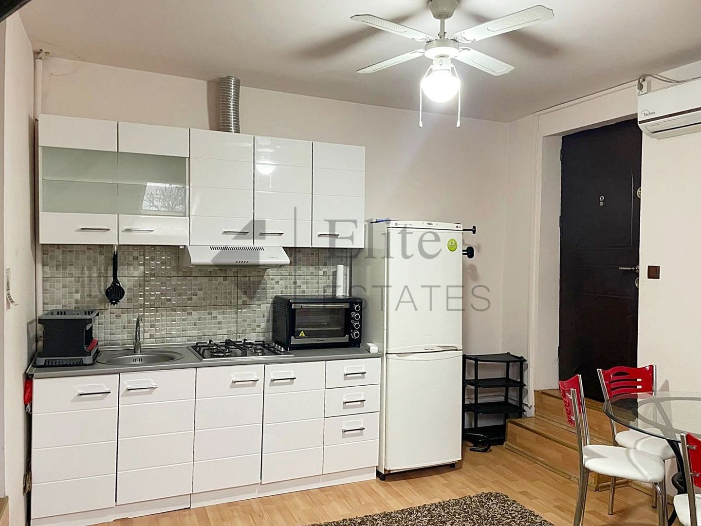 Apartament de inchiriat in centru - Poză 2