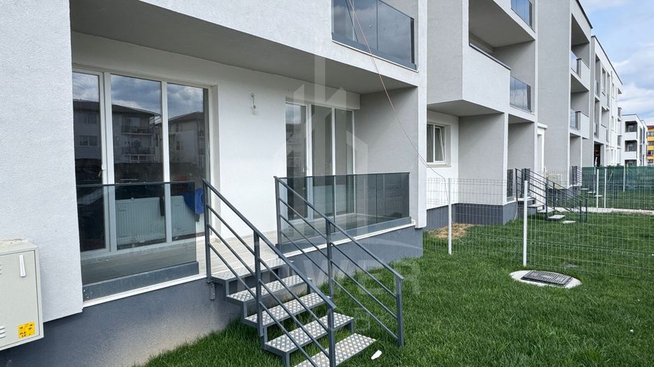 Apartament 3 camere de vânzare in Șelimbăr zona Pictor Brana - Poză 1