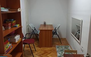 CASA CU 6 CAMERE ZONA CENTRAL - Poză 11