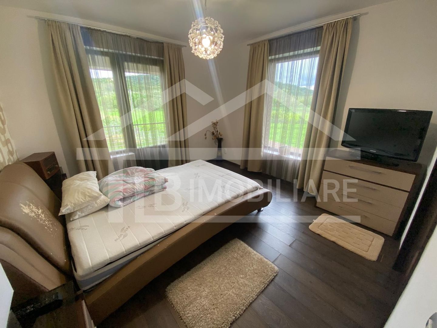 Casa individuala de 2 camere, 140mp, garaj, curte, Zona Voiniceni - Poză 5