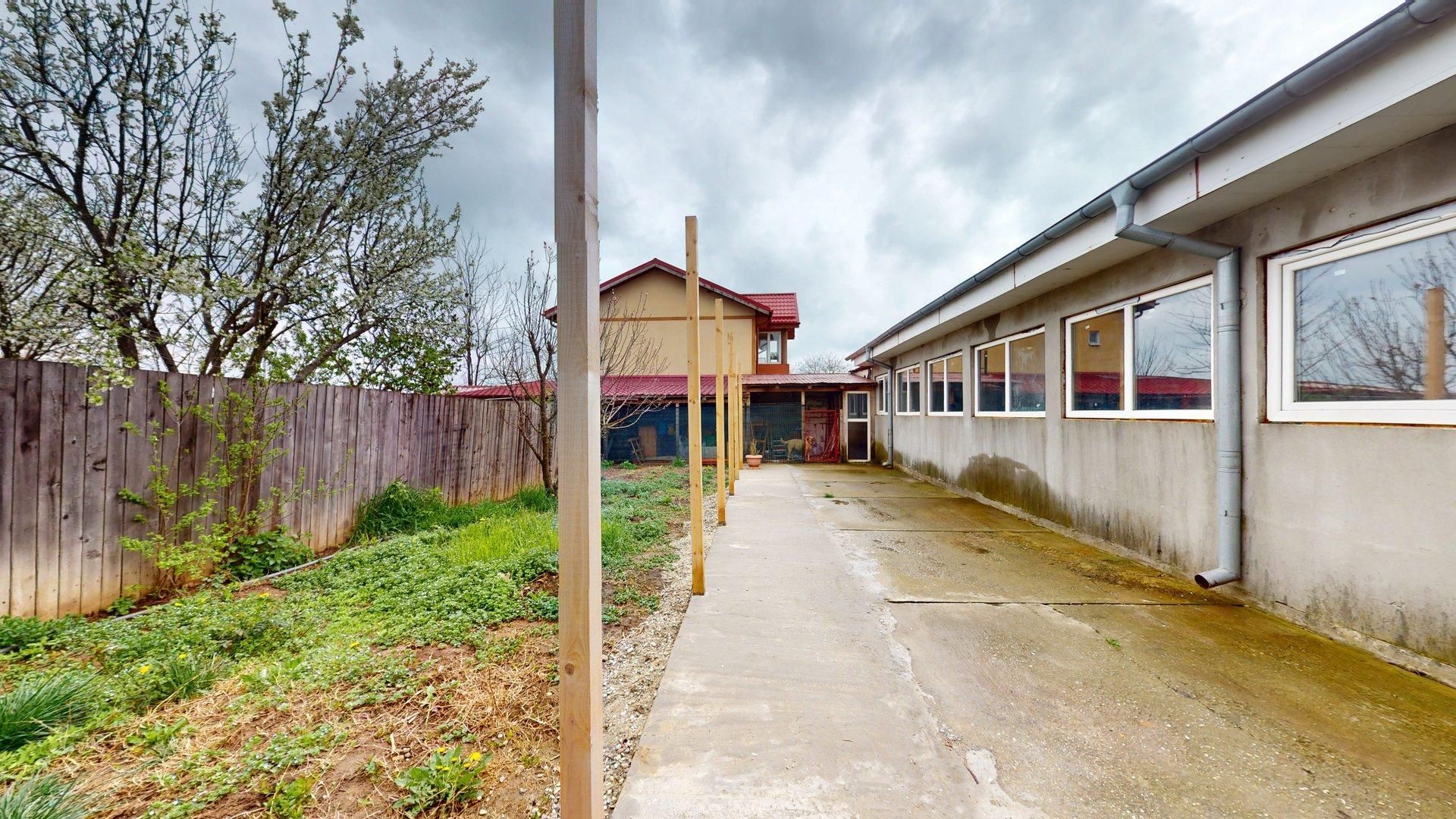 Casa ideala  Locuinta si afacere 665mp teren - Poză 11