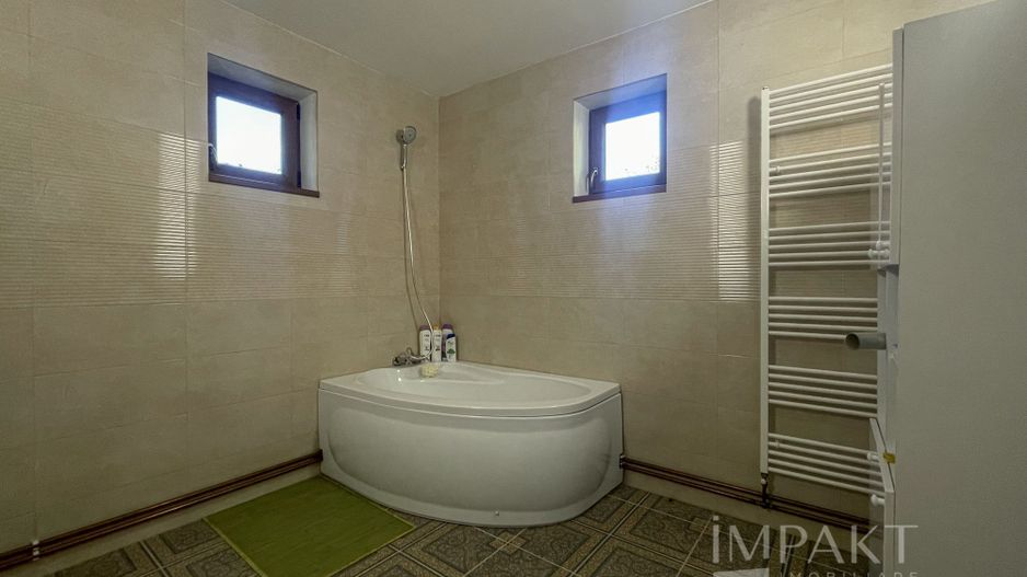 Casa individuala cu 6 camere, in cartierul Buna-Ziua - Poză 16