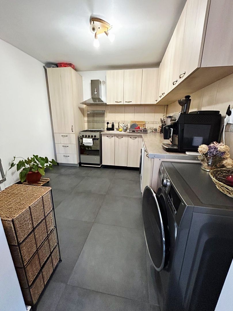 Apartament de vanzare in Buna Ziua | Parcare - Poză 9