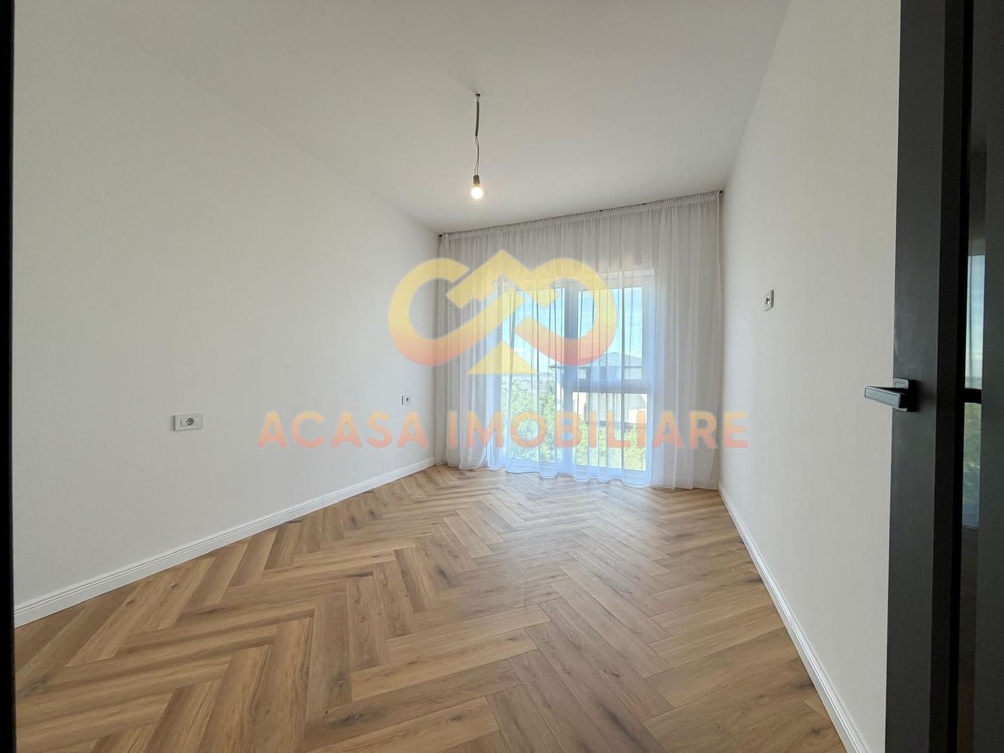 DUPLEX 4 CAMERE  120MP  VISAN - Poză 24
