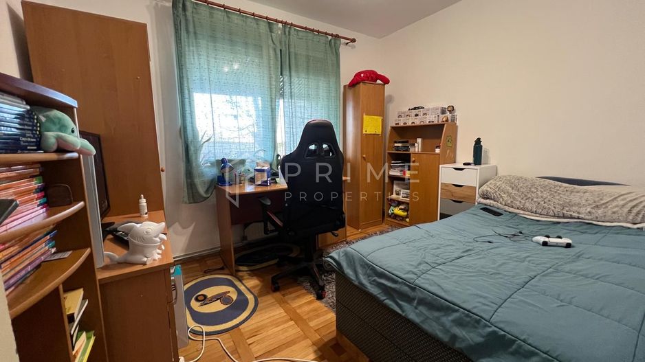 Apartament cu 3 camere decomandat, Sângeorgiu de Mureș - Poză 4