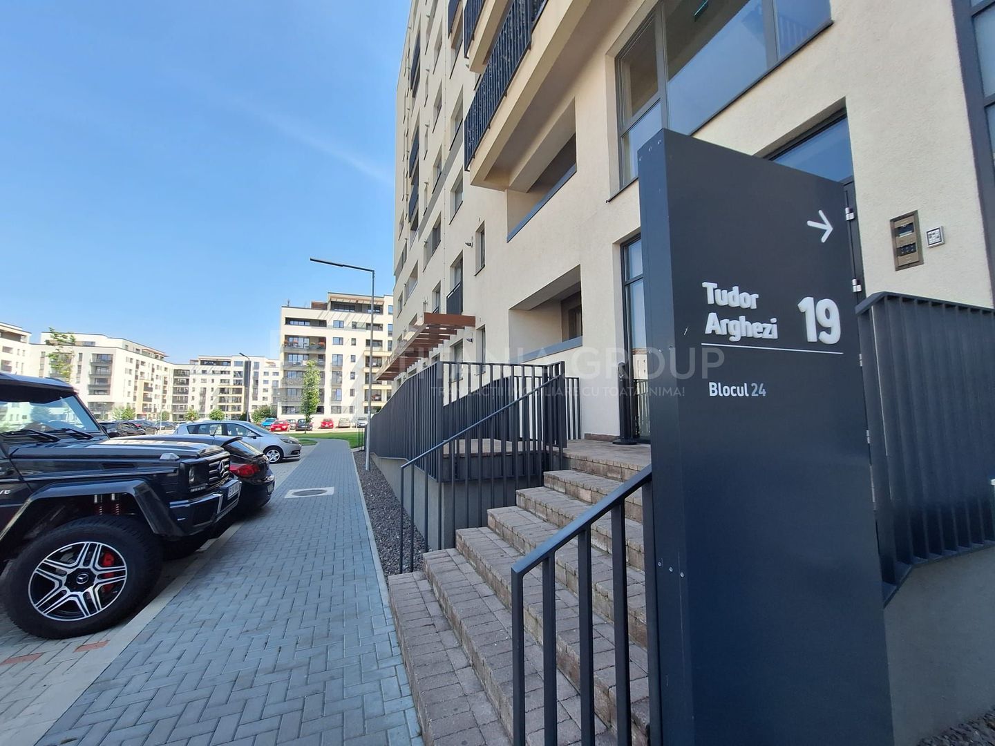 Apartament modern, cu loc de parcare si boxa - Kasper Coresi - Poză 20