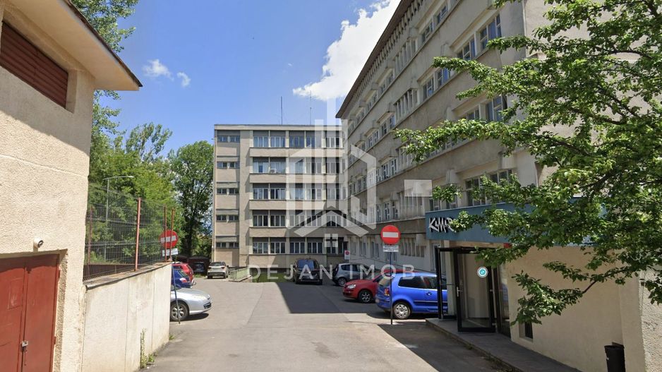 Spațiu de birouri cu o cameră de închiriat în Simeria, Sfantu Gheorghe - Poză 2