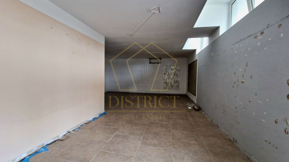 Spatiu Comercial tip Hala I Zona Circumvalatiunii - Poză 1