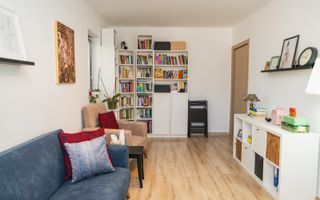 Vanzare Apartament 2 camere Obor , Bloc Nou, Parter - Poză 2