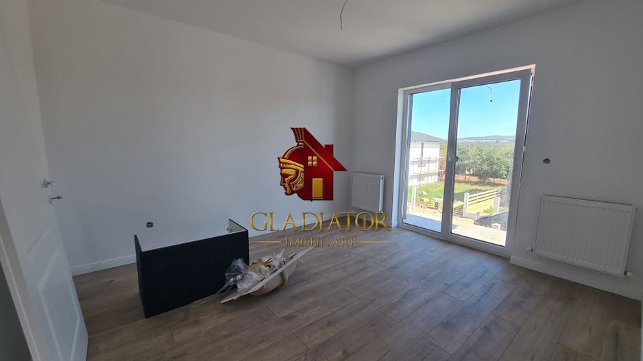 Doar o vila a mai ramas!Nu rata ultima disponibilitate Ciurbesti lac - Poză 3