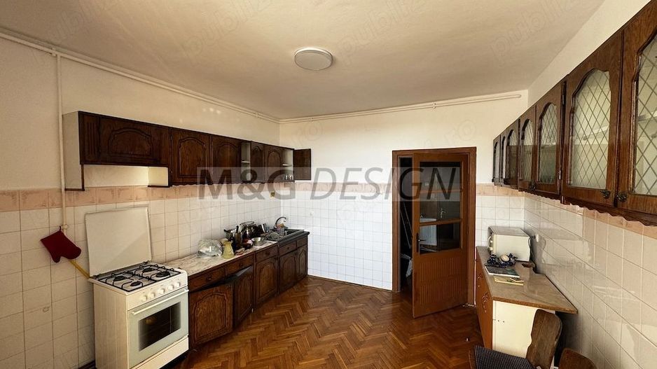 Apartament 4 camere  zona Elisabetin cu Garaj si boxa - Poză 6