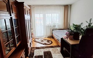 Apartament 3 Camere | Decomandat | 65 mp | Etaj 3/4 | Intre Lacuri - Poză 2