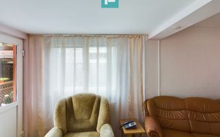 Casă cu 7 camere și 2 băi in Grădiște - Poză 15