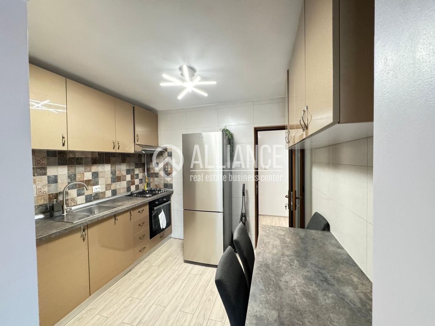 DELFINARIU (COD 10) - Apartament 2 camere de inchiriat - Poză 9