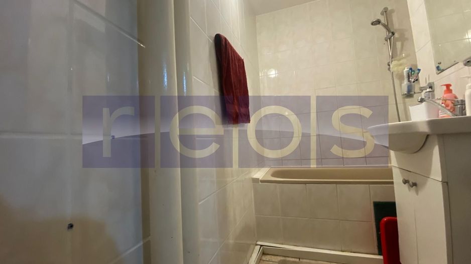 Apartament 4 camere | Teiul Doamnei - Poză 3